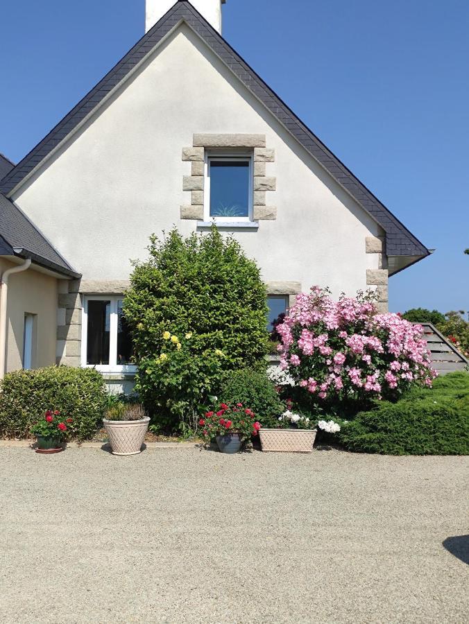 Les Chambres Des Badious Plerguer Exterior photo